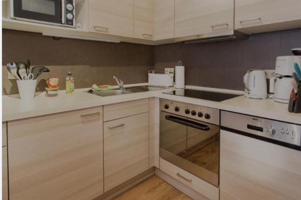 H&H Apartments Im Herzen Der Stadt Teilweise Mit Balkon Ruhig Zentral Modern Mit Kueche Greifswald Bagian luar foto