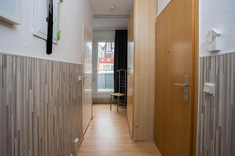 H&H Apartments Im Herzen Der Stadt Teilweise Mit Balkon Ruhig Zentral Modern Mit Kueche Greifswald Bagian luar foto