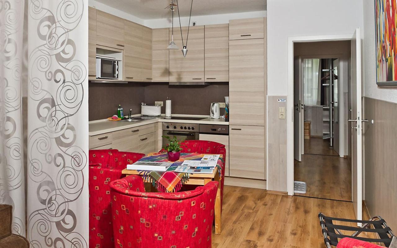 H&H Apartments Im Herzen Der Stadt Teilweise Mit Balkon Ruhig Zentral Modern Mit Kueche Greifswald Bagian luar foto